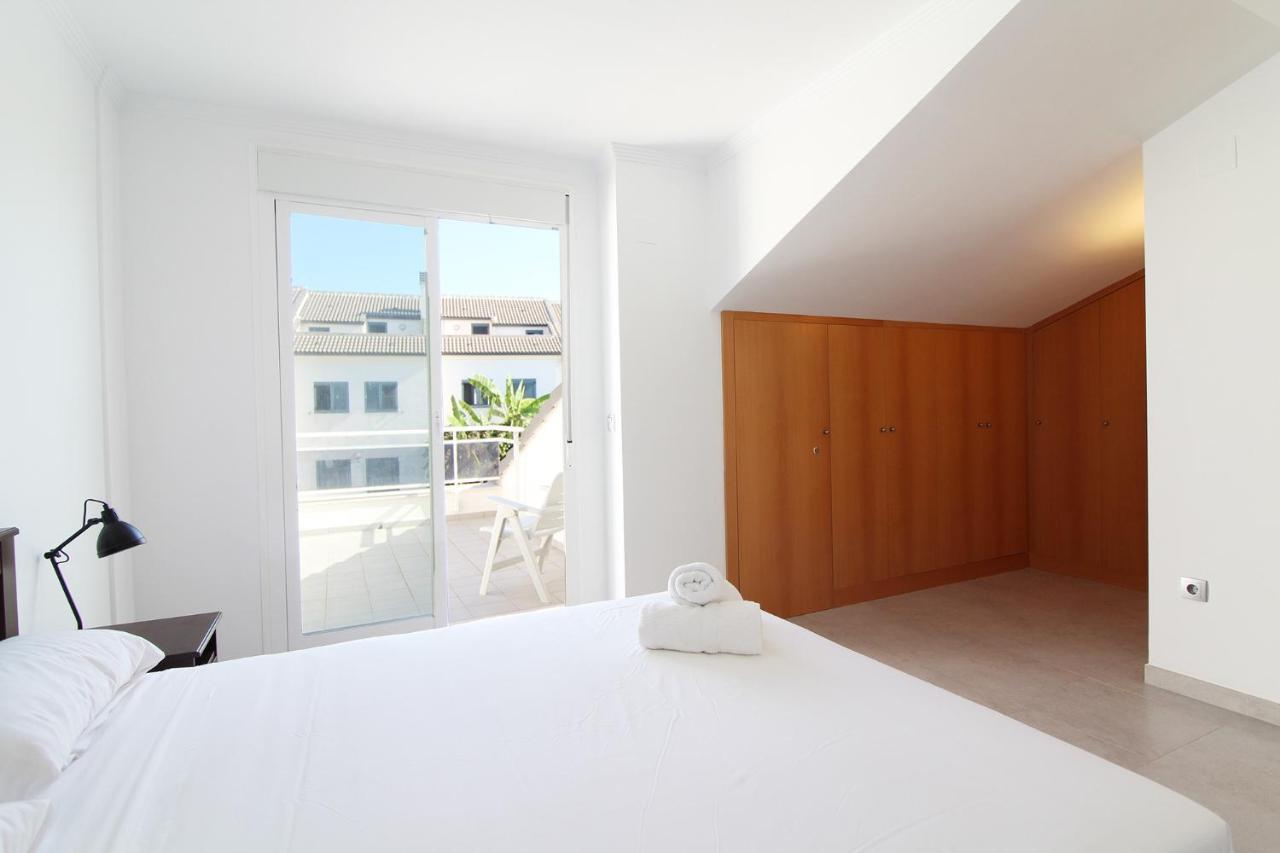 Villa Global Properties, Bonito Adosado Con Jardin En La Playa De Almarda à Sagonte Extérieur photo